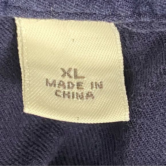 St. Johns Bay Womens Blue Button Long Sleeve V Neck Decorative Button Down XL - Picture 9 of 11